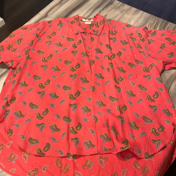 Anne Pinkerton Red Paisley Short Sleeve Button Down - Picture 1 of 5